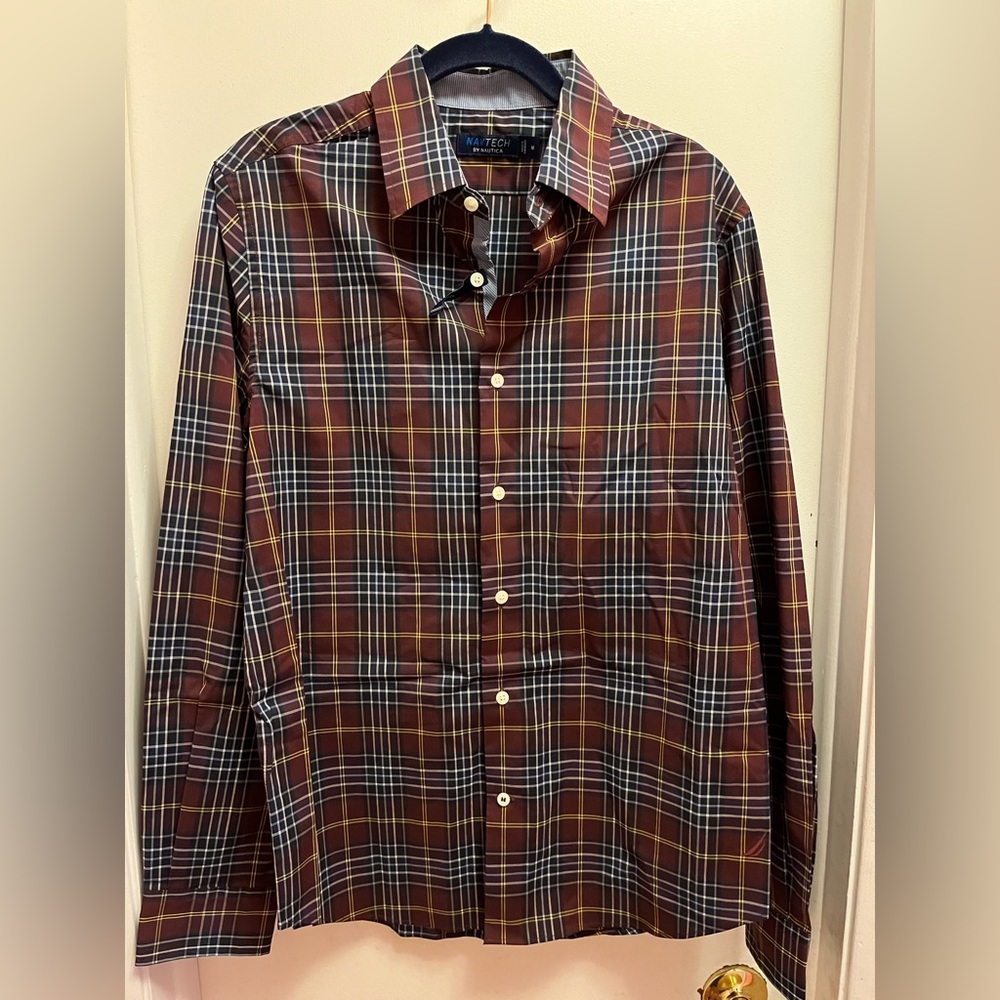 Men’s Nautica Button Down Shirt NWT